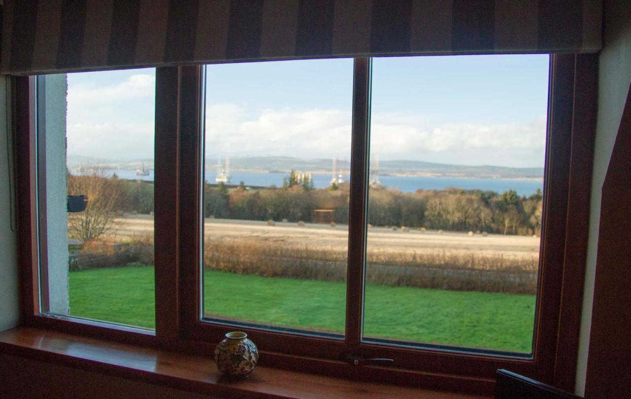 High Fields Bed & Breakfast Cromarty Exterior photo