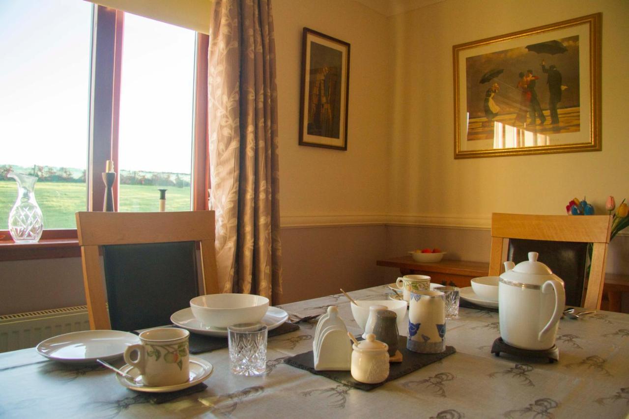 High Fields Bed & Breakfast Cromarty Exterior photo